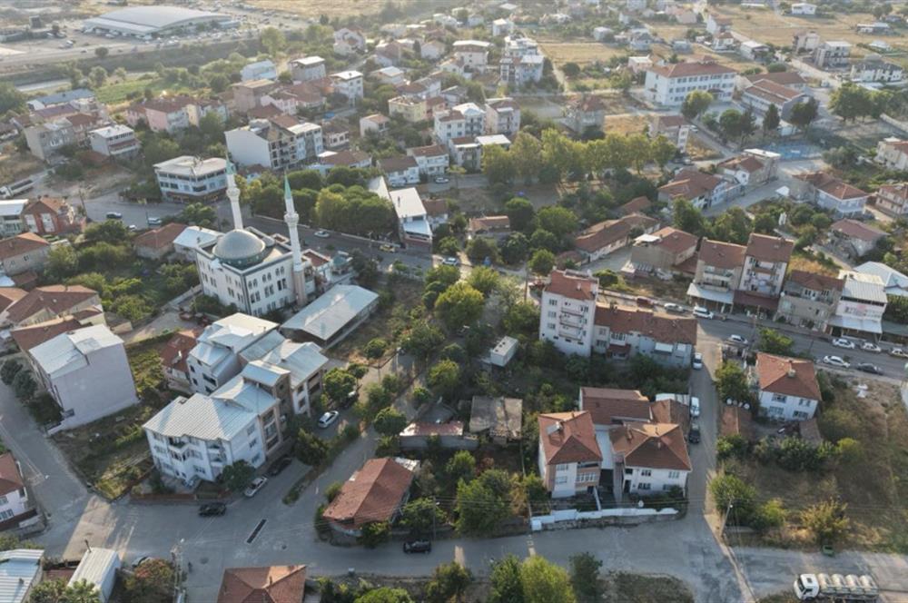 SUSURLUK//KARŞIYAKA MAH. 200m2 SATILIK ARSA C21 BAL'DAN