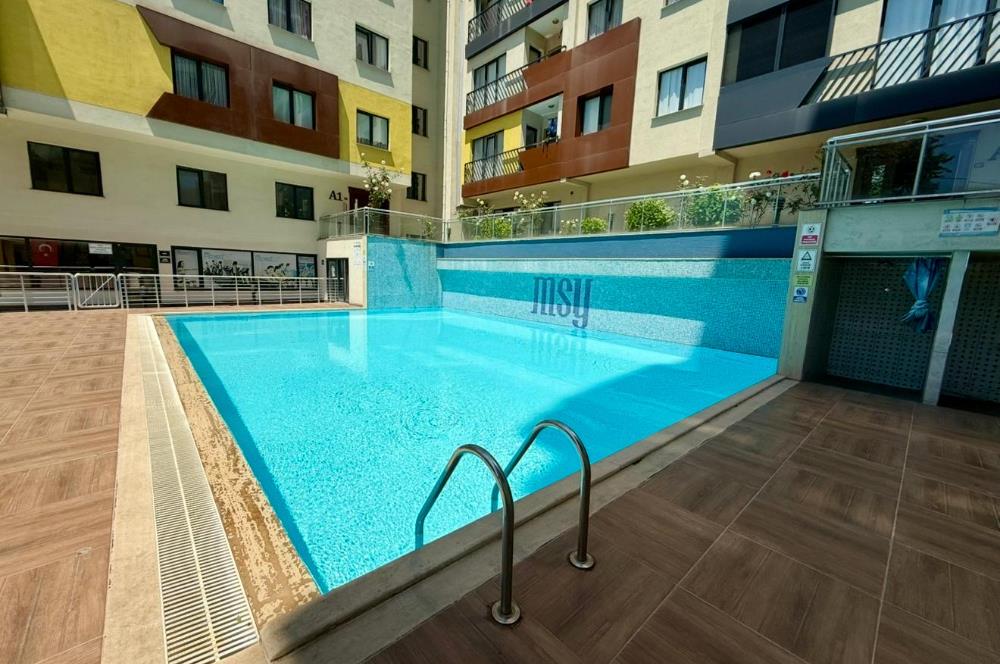 Pendik MSY Pendix Sitesinde Deniz Manzaralı Eşyalı 2+1