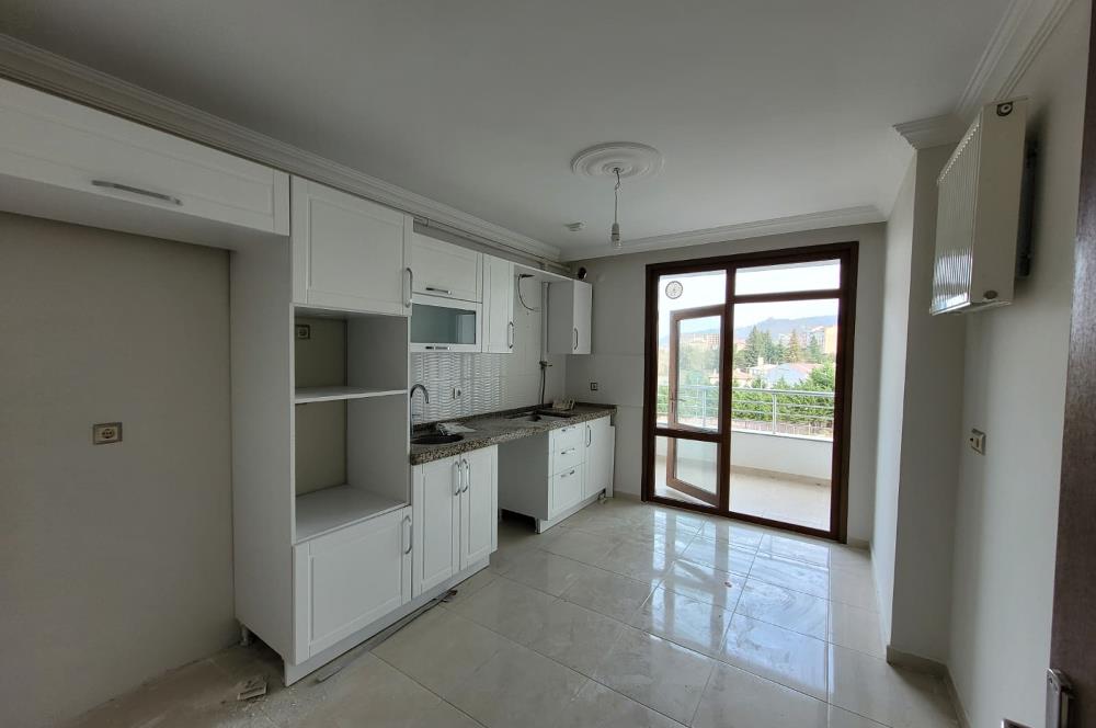 ARSİN BEŞYILDIZ SİTESİN DE KAPALI MUTFAKLI 2+1 SATILIK DAİRE