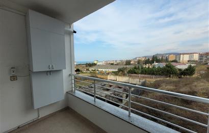 ARSİN BEŞYILDIZ SİTESİN DE KAPALI MUTFAKLI 2+1 SATILIK DAİRE