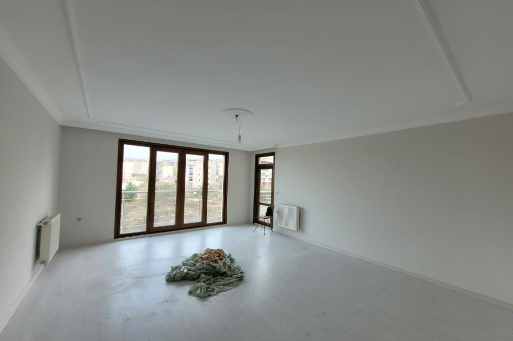ARSİN BEŞYILDIZ SİTESİN DE KAPALI MUTFAKLI 2+1 SATILIK DAİRE