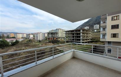 ARSİN BEŞYILDIZ SİTESİN DE KAPALI MUTFAKLI 2+1 SATILIK DAİRE