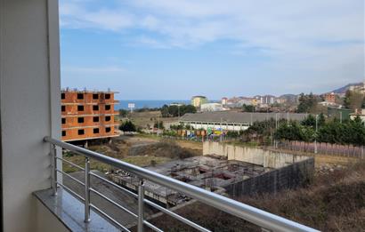 ARSİN BEŞYILDIZ SİTESİN DE KAPALI MUTFAKLI 2+1 SATILIK DAİRE