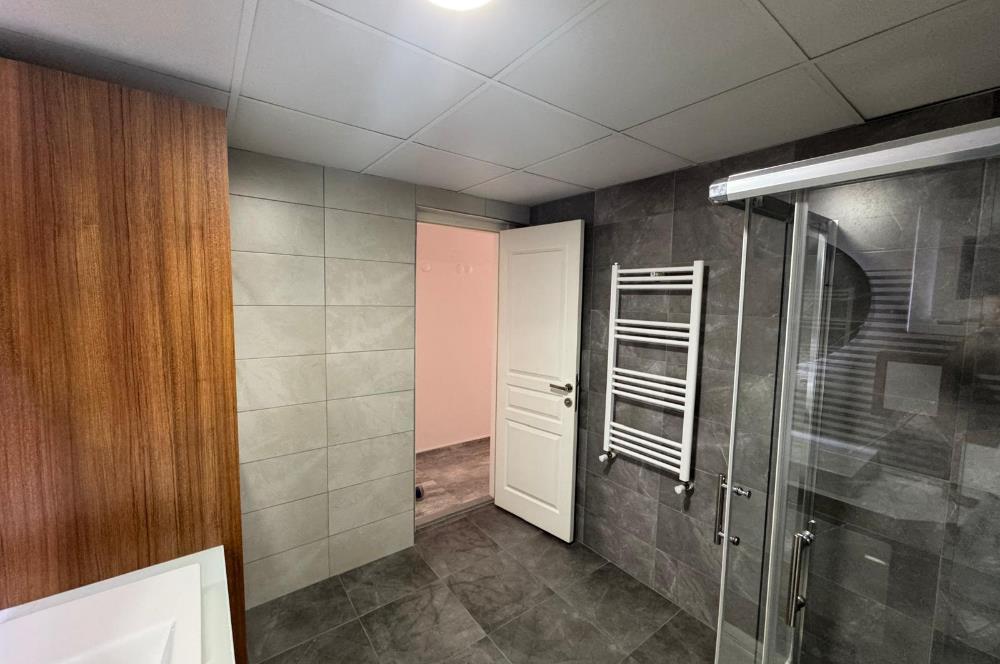 Demirköprü'de Merkezi Konumda, Tadilatlı Satılık 3+1 Daire