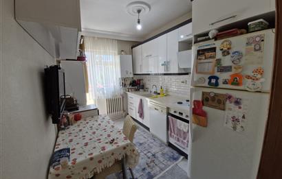 Paşaalanı Mahallesinde Satılık 3+1 Geniş Daire