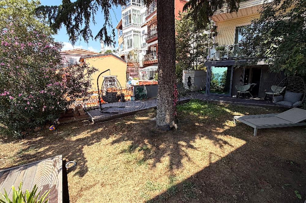 Yeniköy'de Boğaz manzaralı, içi yenilenmiş, eşyalı 2+1 kiralık