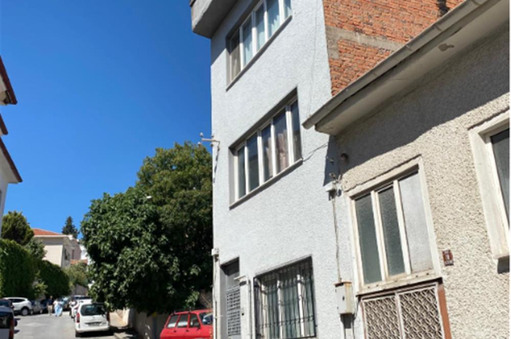 C21 Bal'dan Karaoğlan Mahallesinde (3 Katlı) Satılık Bina