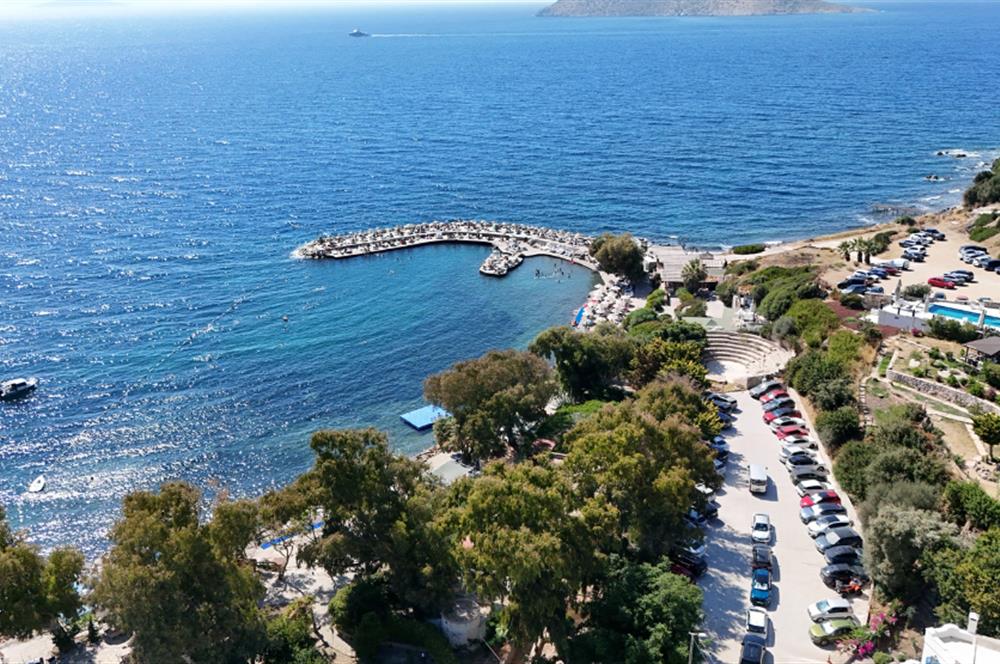 Koyunbaba Sahilde Havuzlu Sitede 3+1 Tripleks Bahçeli Müstakil