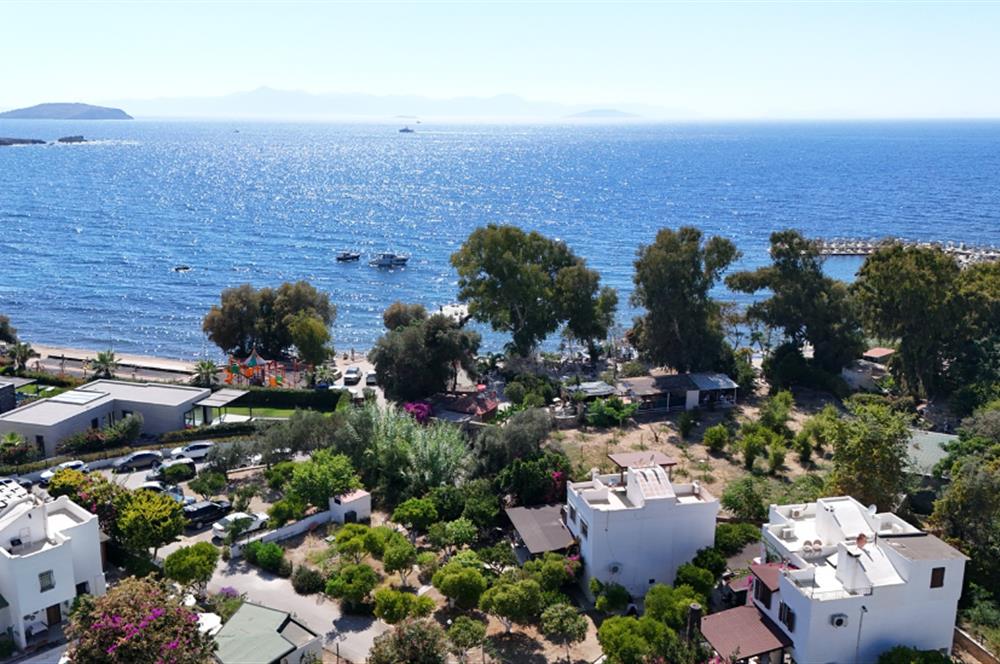 Koyunbaba Sahilde Havuzlu Sitede 3+1 Tripleks Bahçeli Müstakil