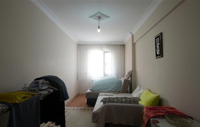 C21 Cius; Kapalı Pazar Civarı Dükkan Üstü 3+1 Satılık Daire