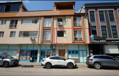 C21 Cius; Kapalı Pazar Civarı Dükkan Üstü 3+1 Satılık Daire