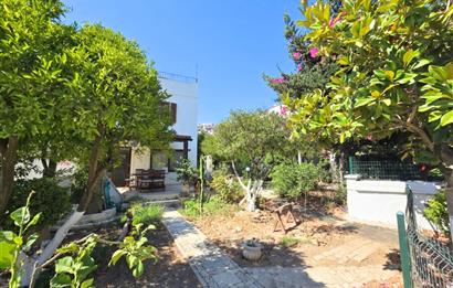 Koyunbaba Sahilde Havuzlu Sitede 3+1 Tripleks Bahçeli Müstakil