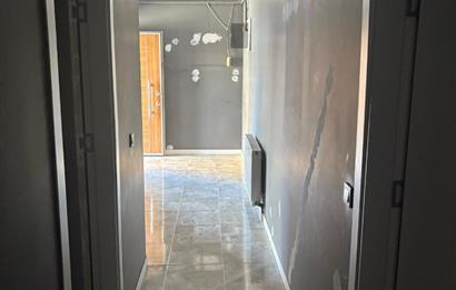 KUYUBAŞI MİNİBÜS CADDESİ ÜZERİNDE 2+1 SATILIK OFİS