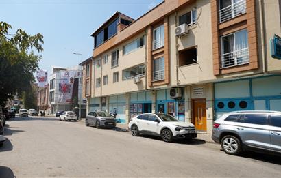 C21 Cius; Kapalı Pazar Civarı Dükkan Üstü 3+1 Satılık Daire