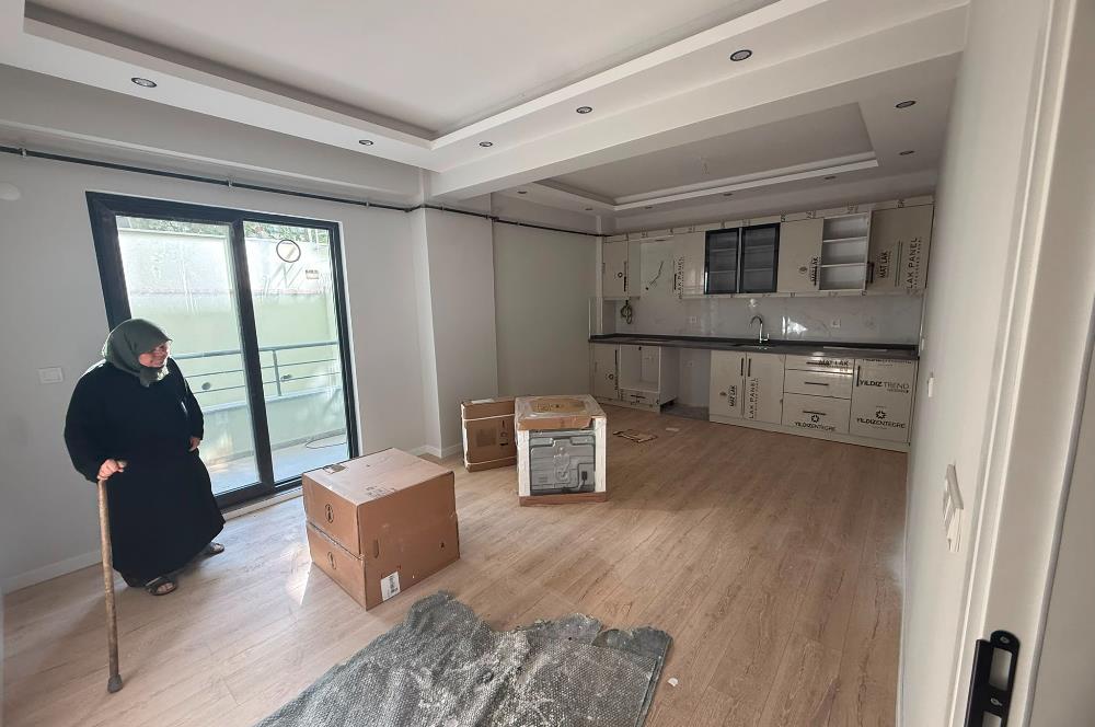 Century21 bal dan 2. Sakarya mah satılık 2+0 daire