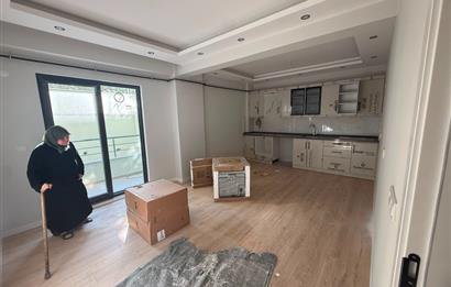 Century21 bal dan 2. Sakarya mah satılık 2+0 daire