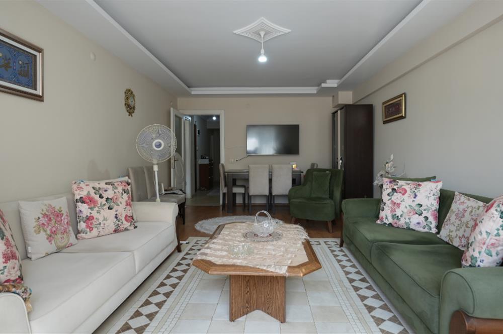 C21 Cius; Kapalı Pazar Civarı Dükkan Üstü 3+1 Satılık Daire