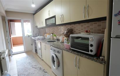 C21 Cius; Kapalı Pazar Civarı Dükkan Üstü 3+1 Satılık Daire