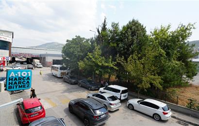 C21 Cius; Kapalı Pazar Civarı Dükkan Üstü 3+1 Satılık Daire