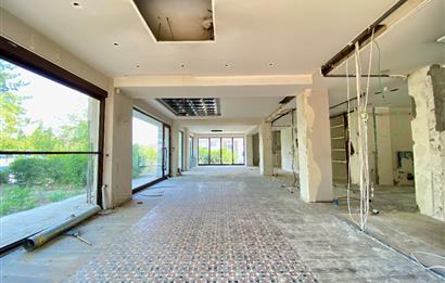 Çamlıkta Cadde Üzerinde Kiralık 400 m2 İşyeri