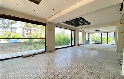 Çamlıkta Cadde Üzerinde Kiralık 400 m2 İşyeri