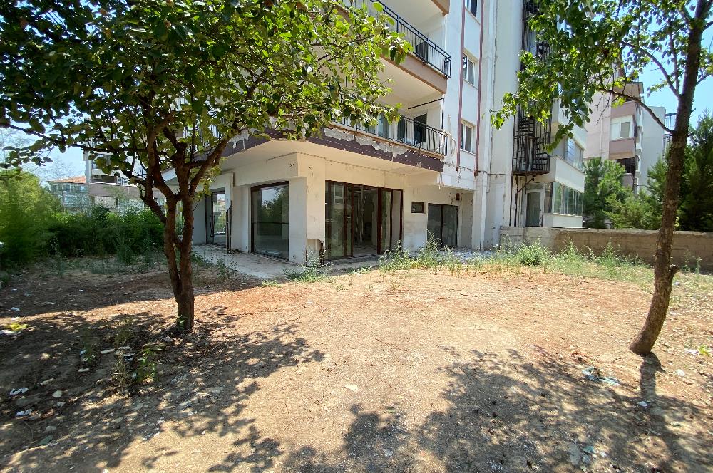 Çamlıkta Cadde Üzerinde Kiralık 400 m2 İşyeri