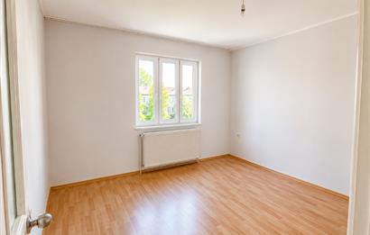 Karesi Paşaalanı'nda Kiralık Geniş 3+1 Daire