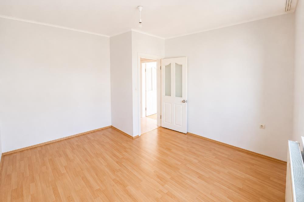 Karesi Paşaalanı'nda Kiralık Geniş 3+1 Daire