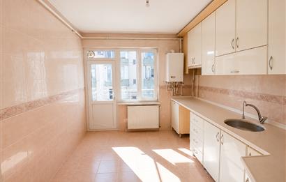 Karesi Paşaalanı'nda Kiralık Geniş 3+1 Daire