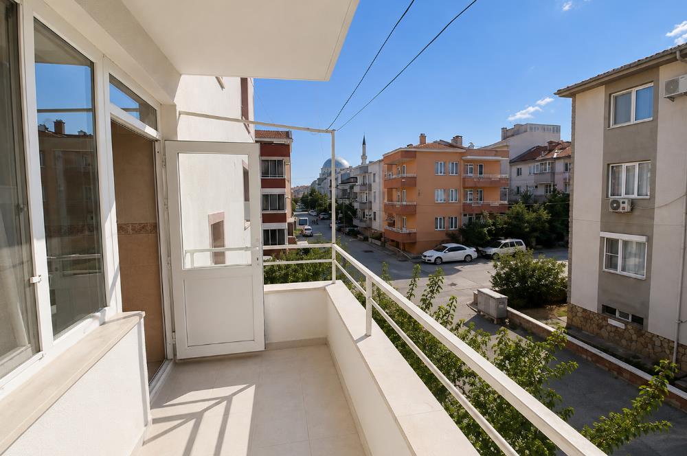 Karesi Paşaalanı'nda Kiralık Geniş 3+1 Daire