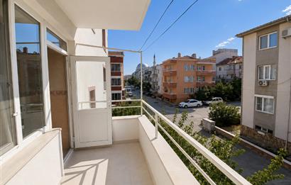 Karesi Paşaalanı'nda Kiralık Geniş 3+1 Daire