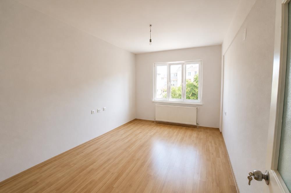 Karesi Paşaalanı'nda Kiralık Geniş 3+1 Daire