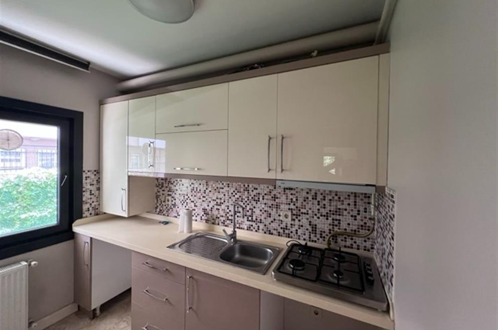 HALİL RIFATPAŞADA KAPALI OTOPARKLI 1+1 DAİRE