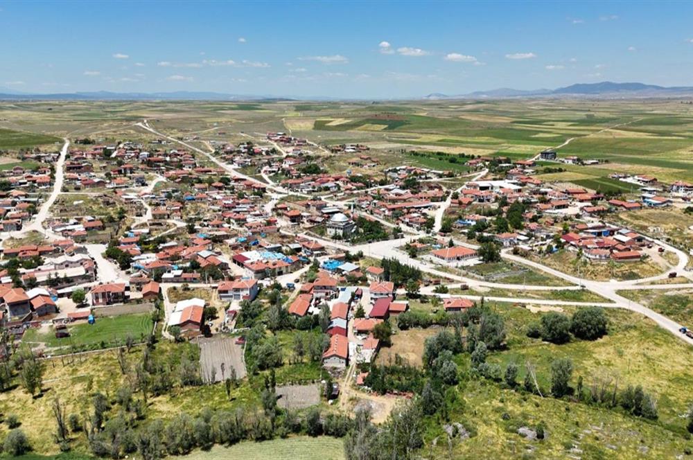 CENTURY 21 PLUS'DAN İHSANİYE AŞAĞITANDIR KÖYÜNDE İMARLI ARSA