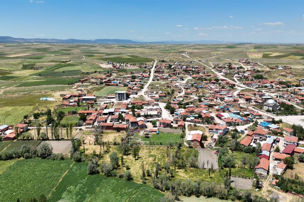 CENTURY 21 PLUS'DAN İHSANİYE AŞAĞITANDIR KÖYÜNDE İMARLI ARSA