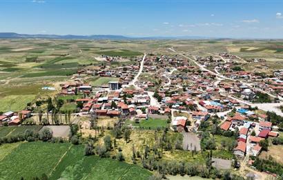CENTURY 21 PLUS'DAN İHSANİYE AŞAĞITANDIR KÖYÜNDE İMARLI ARSA