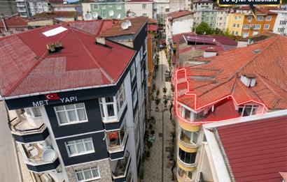CENTURY 21’DEN ŞEHİR MERKEZİNDE KİRALIK 2+1 ÇATI KATI DAİRE!