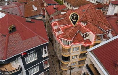 CENTURY 21’DEN ŞEHİR MERKEZİNDE KİRALIK 2+1 ÇATI KATI DAİRE!