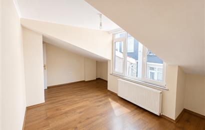CENTURY 21’DEN ŞEHİR MERKEZİNDE KİRALIK 2+1 ÇATI KATI DAİRE!