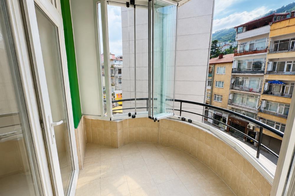 CENTURY 21’DEN ŞEHİR MERKEZİNDE KİRALIK 2+1 ÇATI KATI DAİRE!