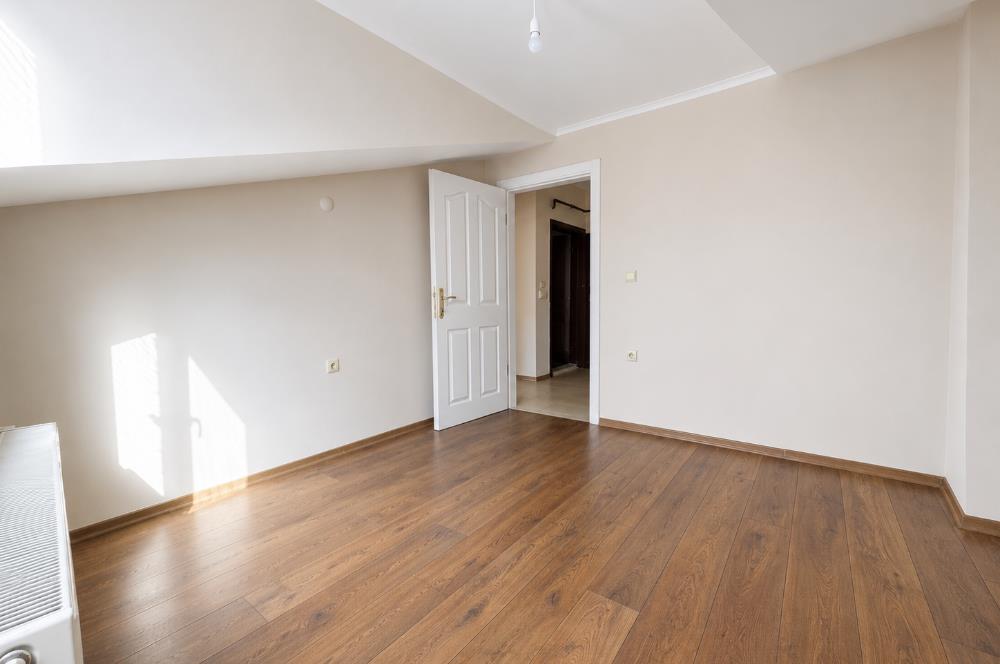 CENTURY 21’DEN ŞEHİR MERKEZİNDE KİRALIK 2+1 ÇATI KATI DAİRE!