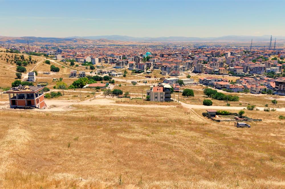 KUVAYİ MİLLİYE'DE AYRIK NİZAM 2 KAT KONUT İMARLI SATILIK ARSA