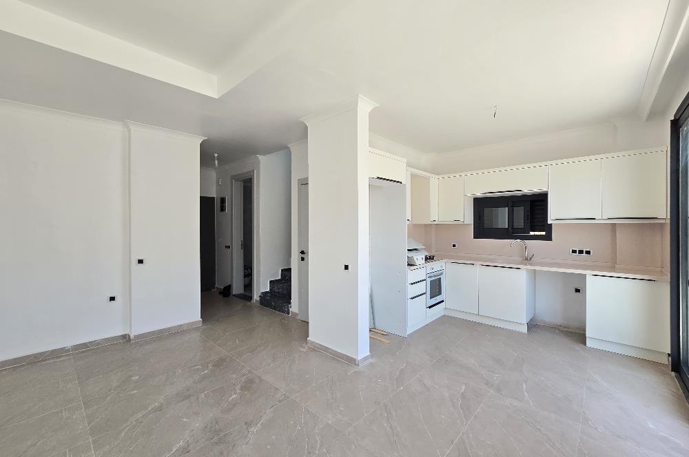 BODRUM/PEKSİMET ÖZEL HAVUZLU, SITE İÇERİSİNDE 4+1 DUBLEKS VİLLA