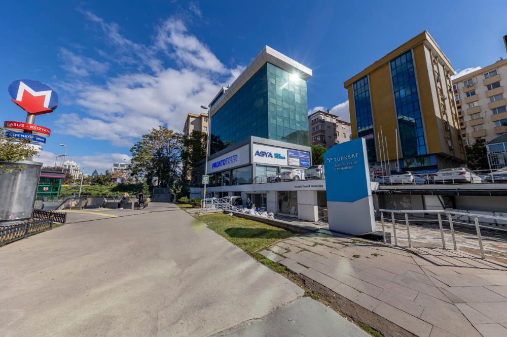 Kozyatağı Metro Çıkışında A+ Plaza'da Kiralık Komple Kat Ofis