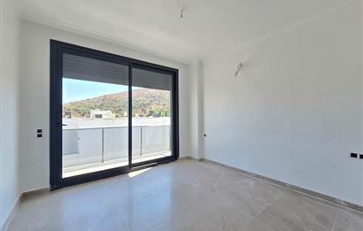 BODRUM/PEKSİMET ÖZEL HAVUZLU, SITE İÇERİSİNDE 4+1 DUBLEKS VİLLA