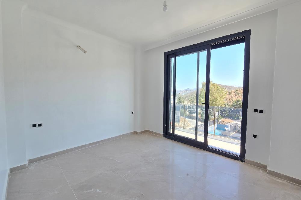 BODRUM/PEKSİMET ÖZEL HAVUZLU, SITE İÇERİSİNDE 4+1 DUBLEKS VİLLA
