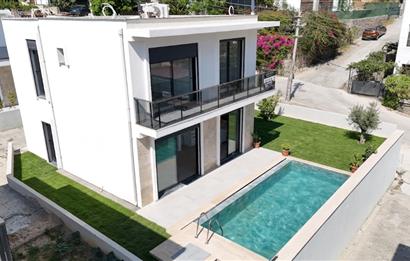 BODRUM/PEKSİMET ÖZEL HAVUZLU, SITE İÇERİSİNDE 4+1 DUBLEKS VİLLA