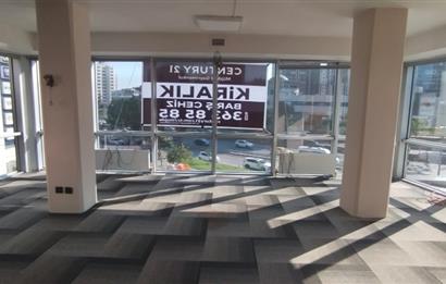 Kozyatağı Metro Çıkışında A+ Plaza'da Kiralık Komple Kat Ofis