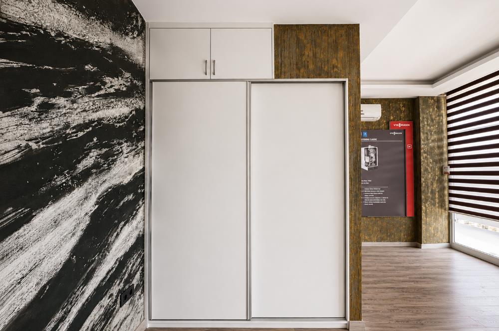 CENTURY 21’DEN AKYAZI MAHALLESİ’NDE KİRALIK İŞ YERİ!