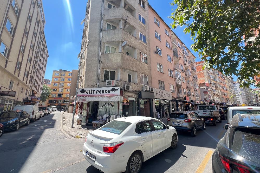 ÇARŞI MERKEZDE ATALAR CADDESİ ÜZERİ KİRALIK DÜKKAN